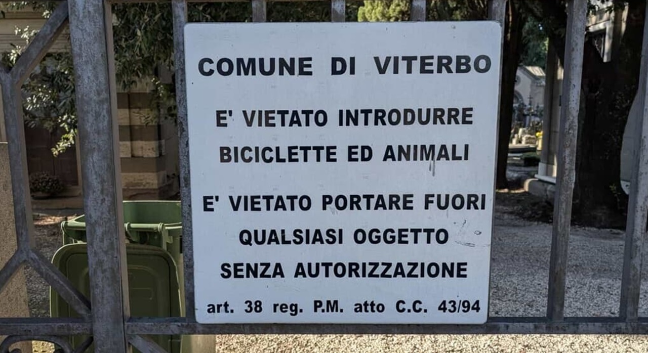 Cartello di divieto di ingresso cani